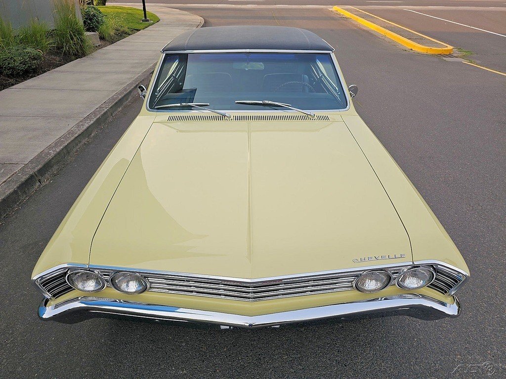 Chevrolet-Chevelle-1967-Sedan-17