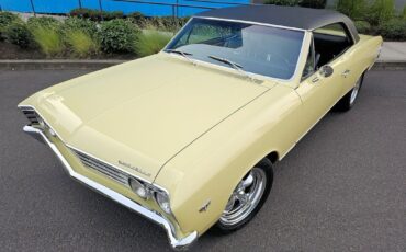Chevrolet-Chevelle-1967-Sedan-2