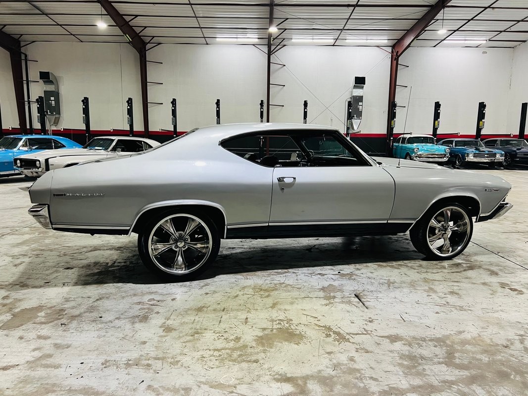 Chevrolet-Chevelle-1969-Coupe-6