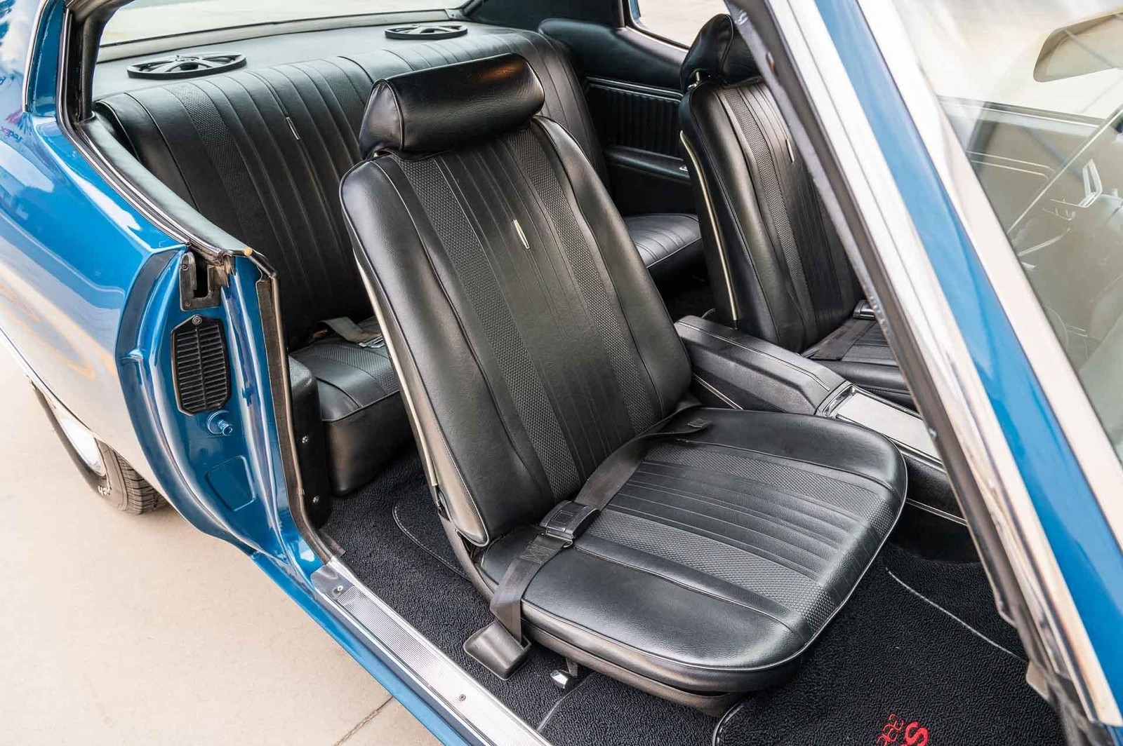 Chevrolet-Chevelle-1970-2-Door-16