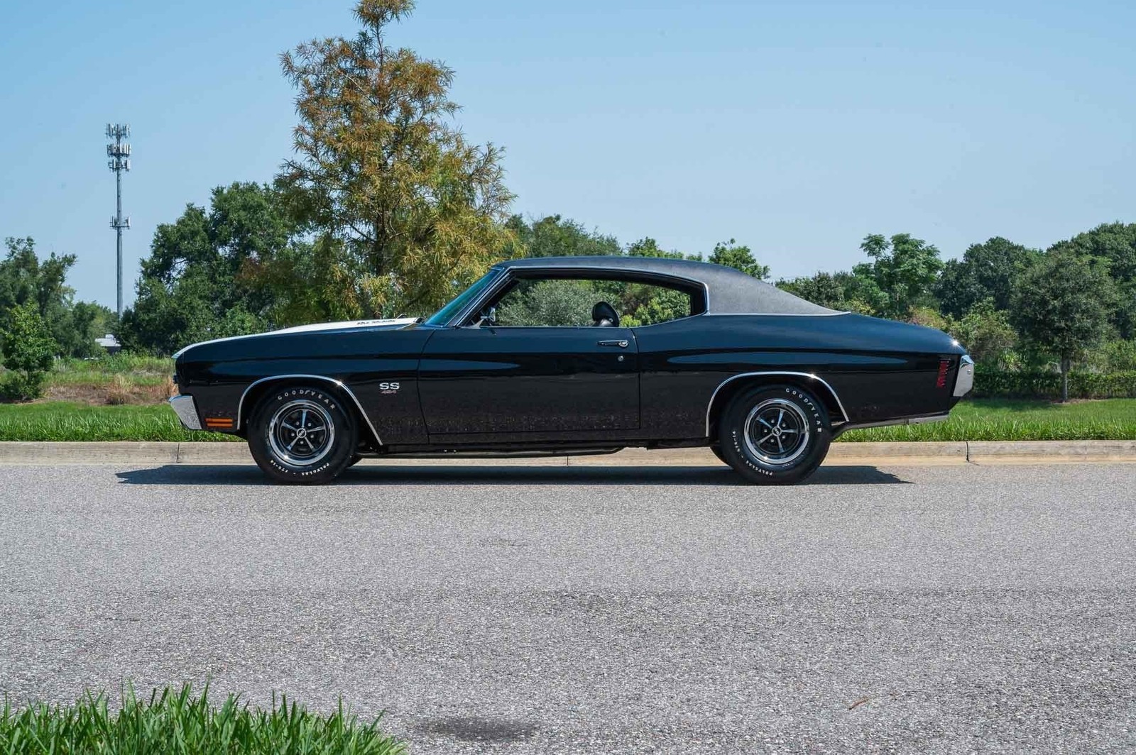 Chevrolet-Chevelle-1970-2-Door-17