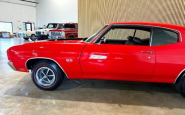 Chevrolet-Chevelle-1970-Classic-Car-21