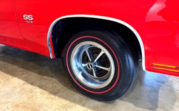 Chevrolet-Chevelle-1970-Classic-Car-9