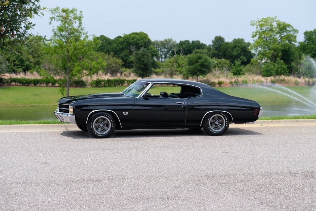 Chevrolet-Chevelle-1971-2-Door-27