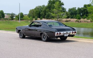 Chevrolet-Chevelle-1971-2-Door-3