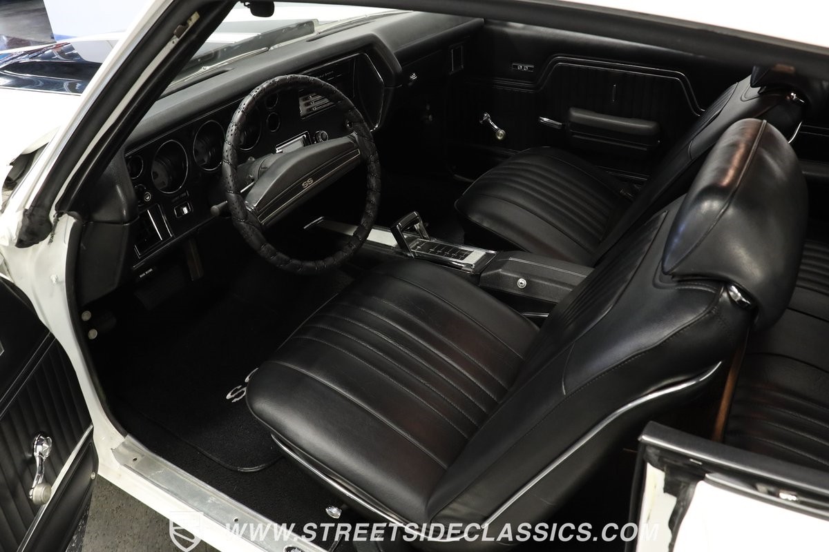Chevrolet-Chevelle-1971-Coupe-4
