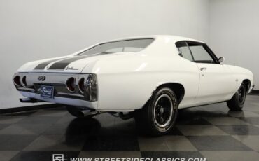 Chevrolet-Chevelle-1971-White-Black-11