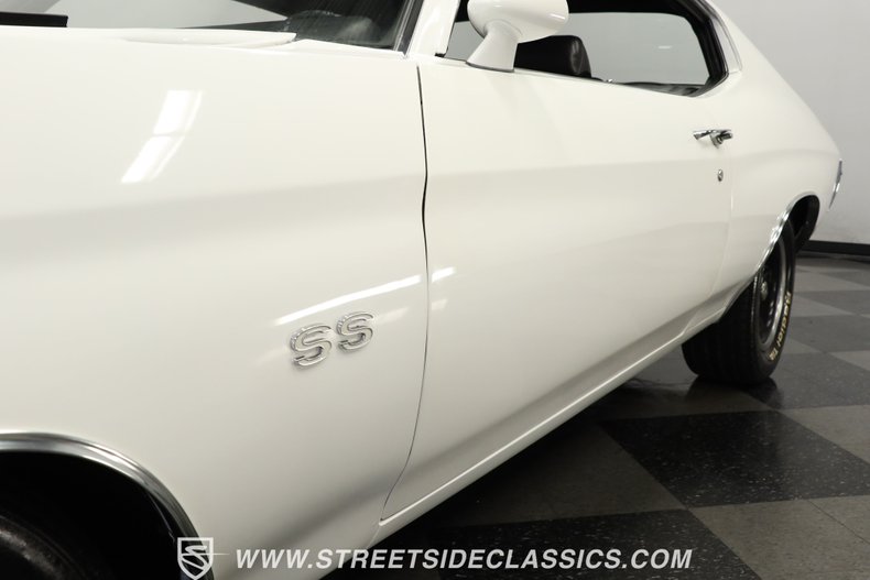 Chevrolet-Chevelle-1971-White-Black-23