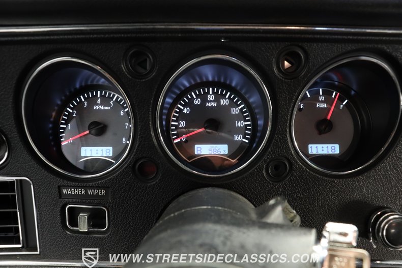 Chevrolet-Chevelle-1971-White-Black-28