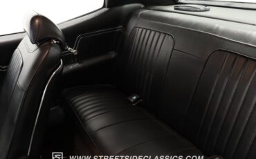 Chevrolet-Chevelle-1971-White-Black-31