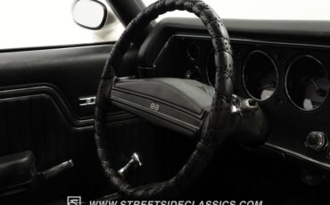 Chevrolet-Chevelle-1971-White-Black-33