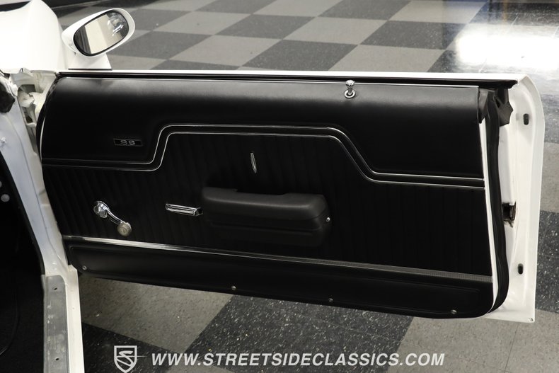 Chevrolet-Chevelle-1971-White-Black-34