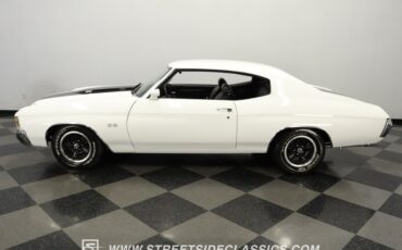 Chevrolet-Chevelle-1971-White-Black-36