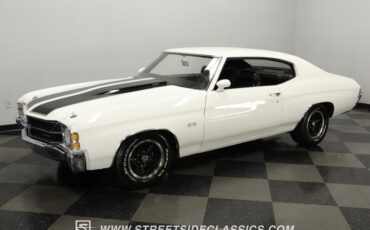 Chevrolet-Chevelle-1971-White-Black-39