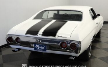 Chevrolet-Chevelle-1971-White-Black-5