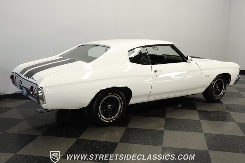 Chevrolet-Chevelle-1971-White-Black-6