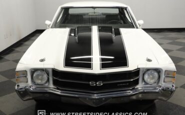 Chevrolet-Chevelle-1971-White-Black-9