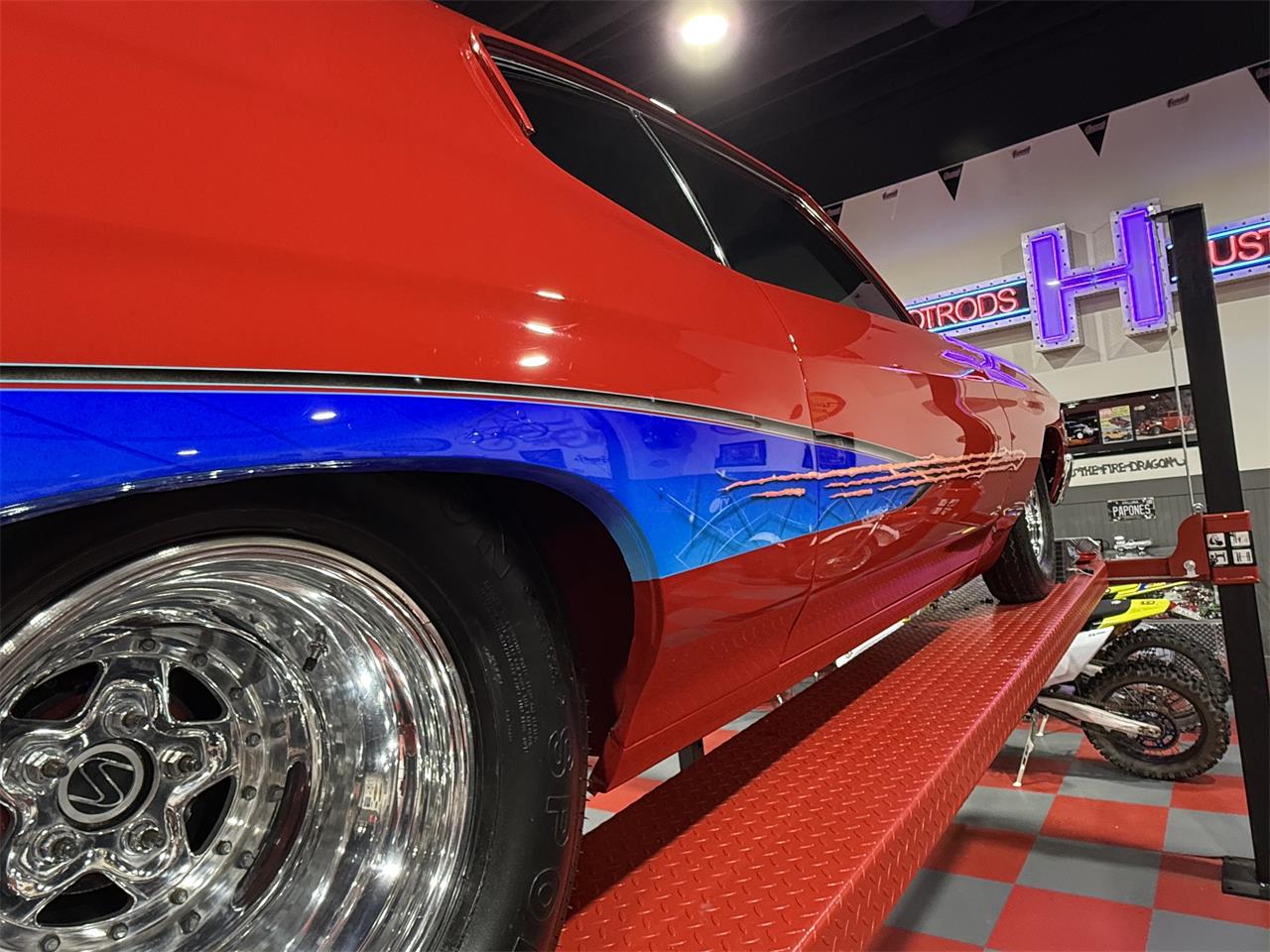 Chevrolet-Chevelle-1971-red-tan-9