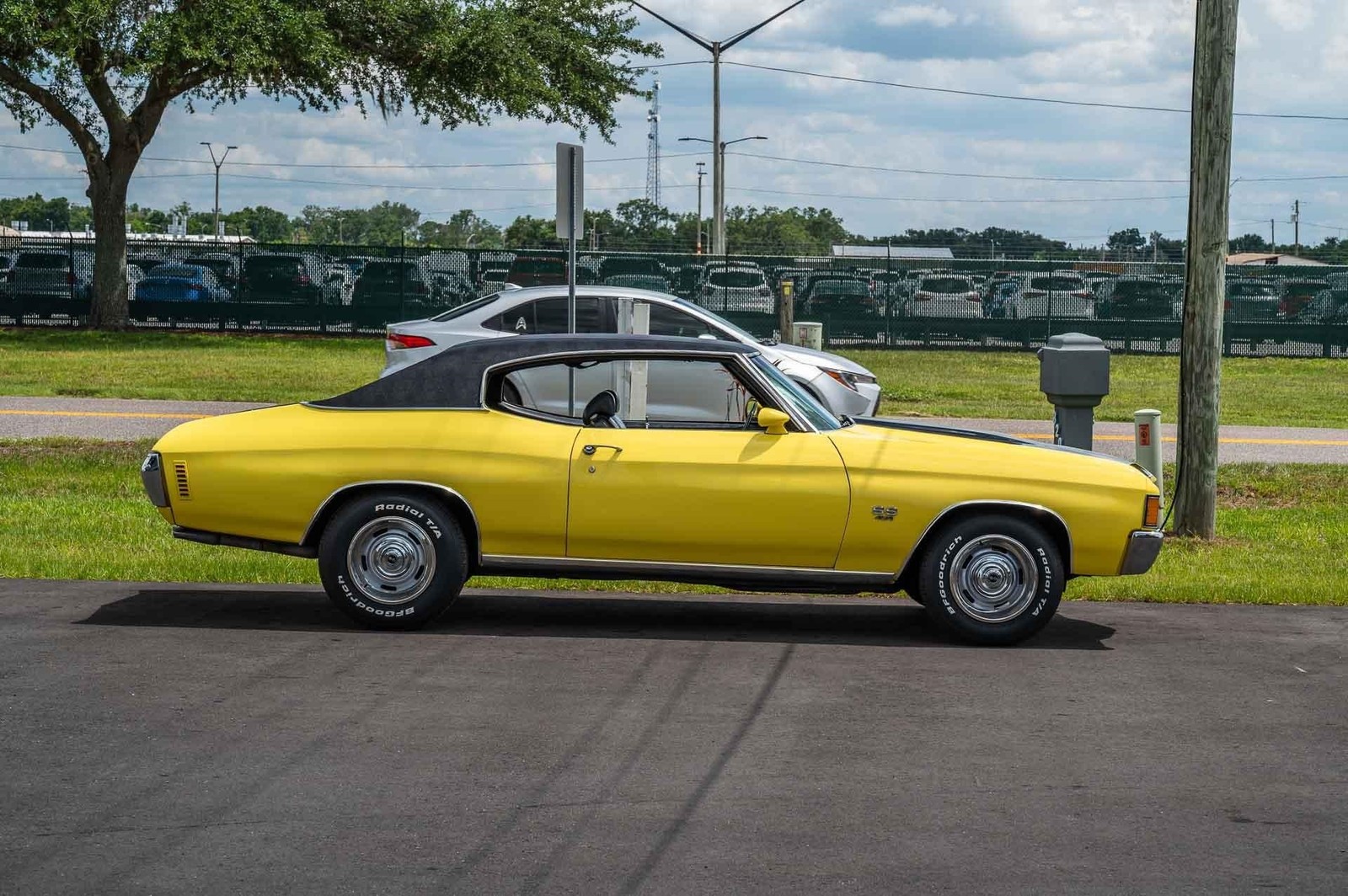 Chevrolet-Chevelle-1972-2-Door-6