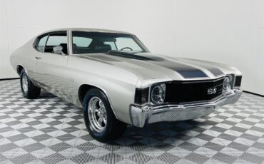 Chevrolet-Chevelle-1972-Grey-Black