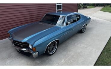 Chevrolet-Chevelle-1972-Hardtop-1