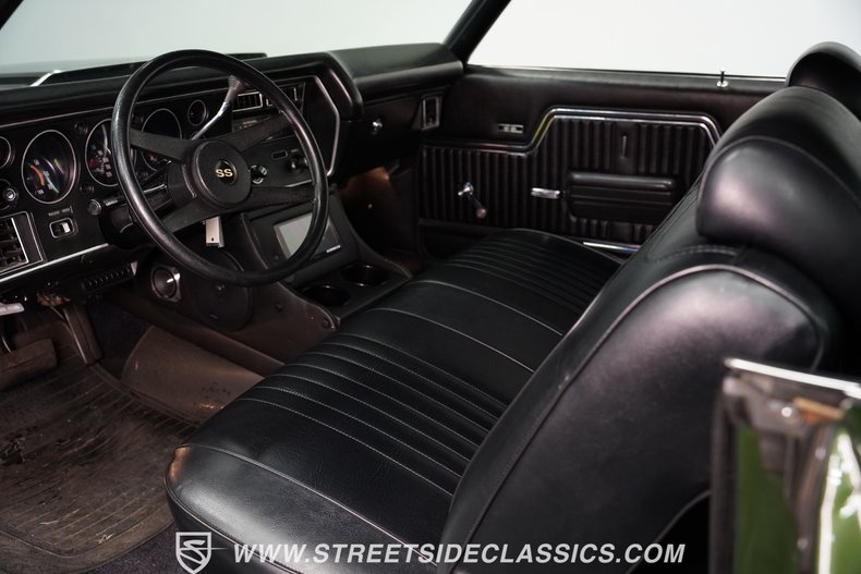 Chevrolet-Chevelle-1972-Sequoia-Green-Black-3
