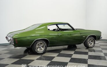 Chevrolet-Chevelle-1972-Sequoia-Green-Black-32