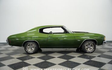 Chevrolet-Chevelle-1972-Sequoia-Green-Black-33
