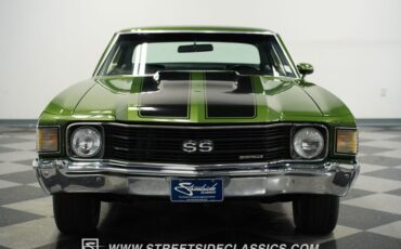 Chevrolet-Chevelle-1972-Sequoia-Green-Black-36