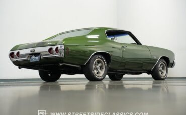 Chevrolet-Chevelle-1972-Sequoia-Green-Black-45