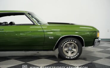 Chevrolet-Chevelle-1972-Sequoia-Green-Black-48