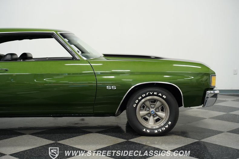 Chevrolet-Chevelle-1972-Sequoia-Green-Black-48