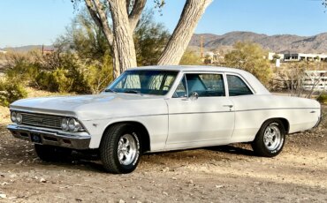 Chevrolet-Chevelle-300-1966-White-Blue-1