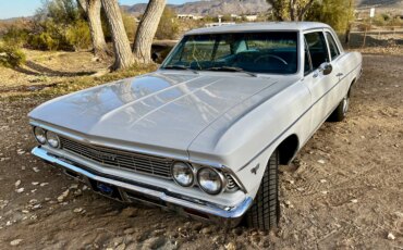 Chevrolet-Chevelle-300-1966-White-Blue-11