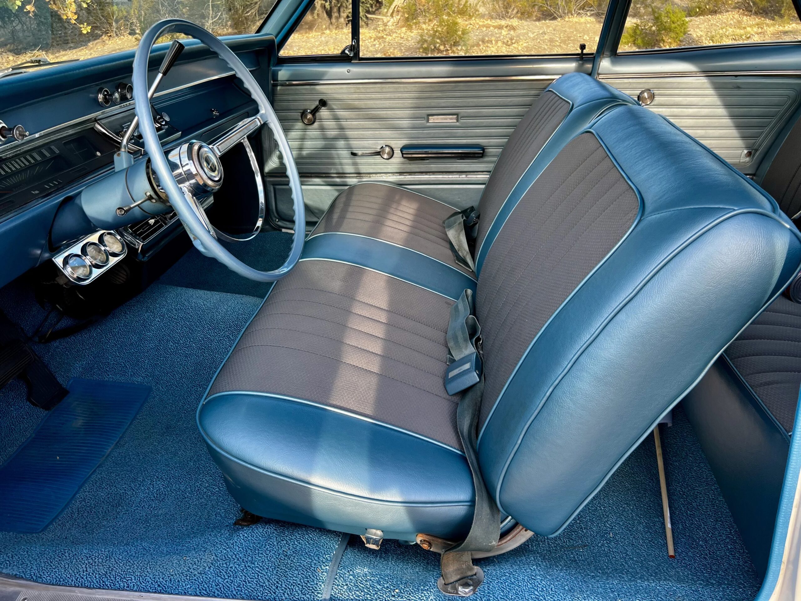 Chevrolet-Chevelle-300-1966-White-Blue-12