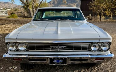 Chevrolet-Chevelle-300-1966-White-Blue-2