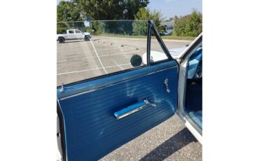 Chevrolet-Chevelle-malibu-1967-White-electric-blue-5