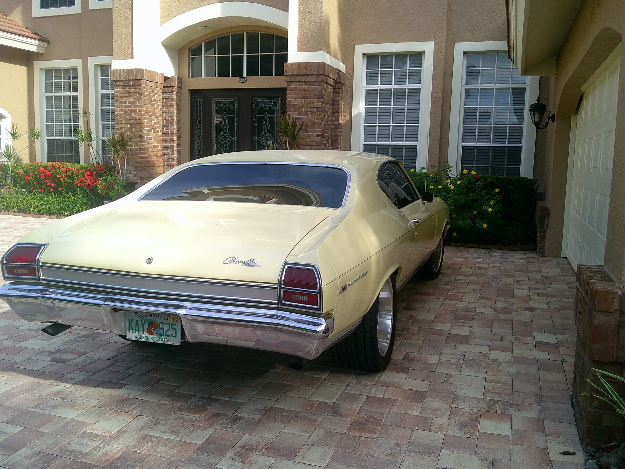 Chevrolet-Chevelle-malibu-1969-Yellow-Black-11