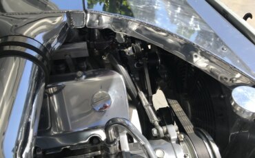 Chevrolet-Chevelle-ss-1966-Silver-Black-2