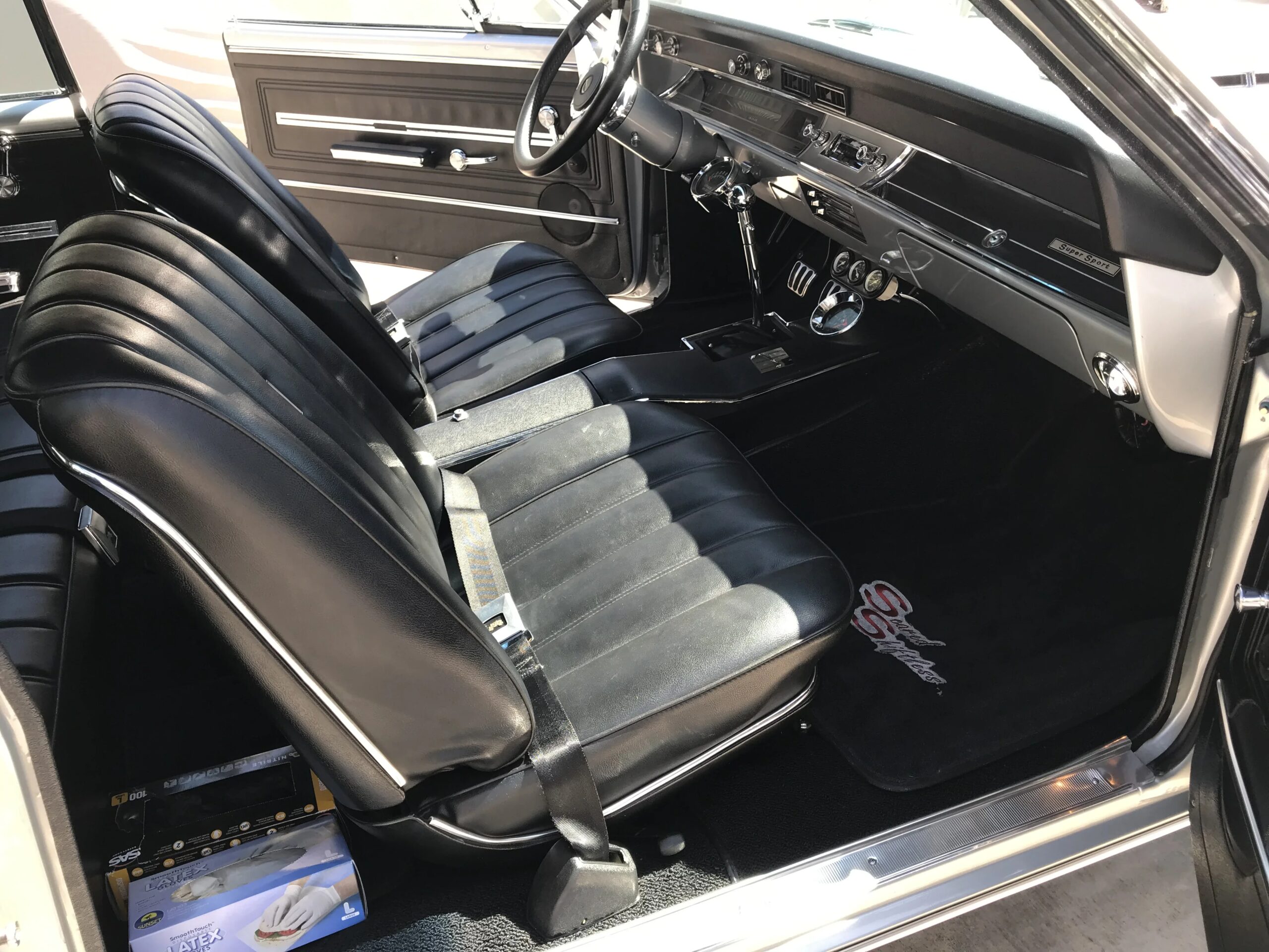 Chevrolet-Chevelle-ss-1966-Silver-Black-21