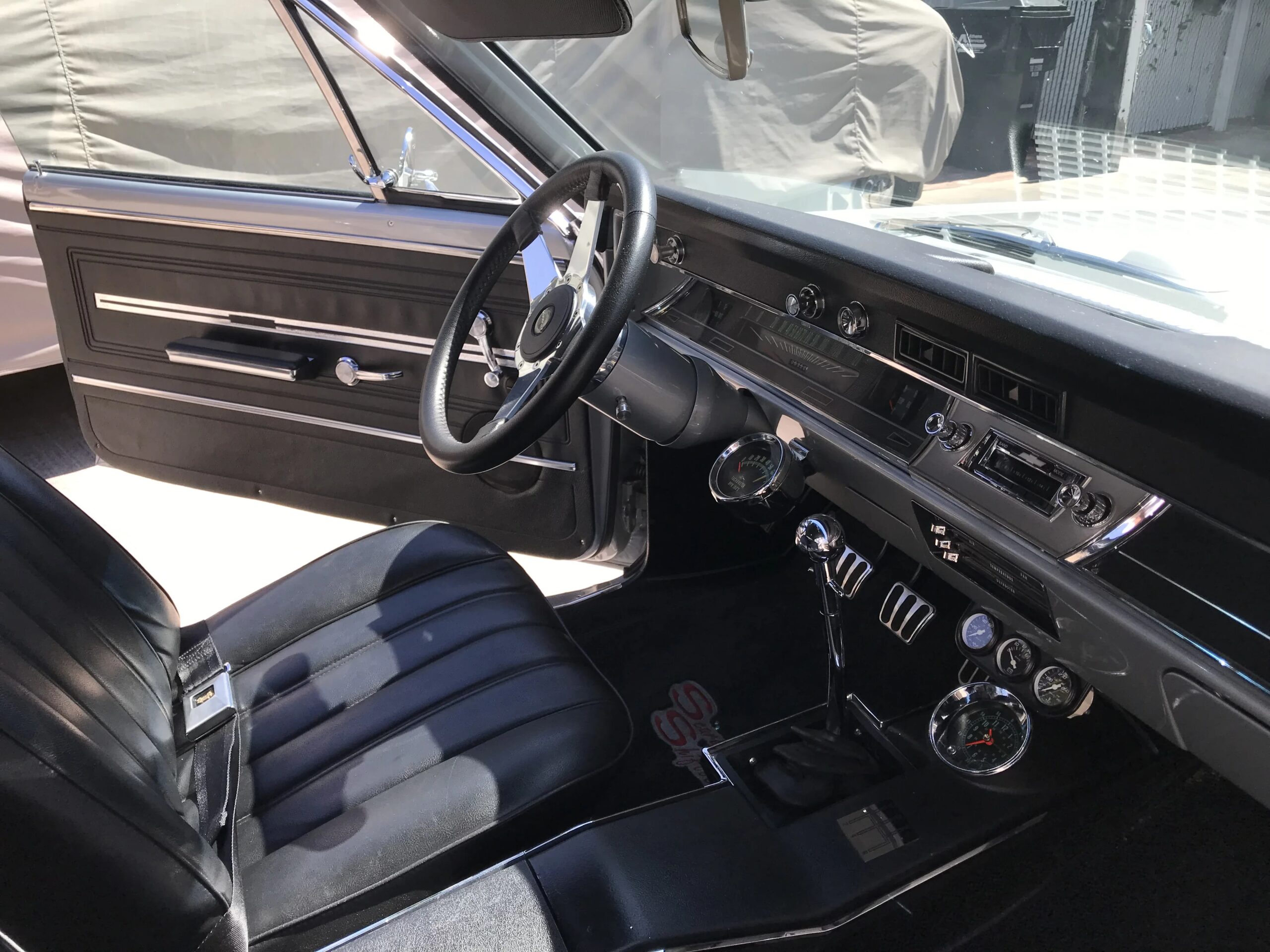 Chevrolet-Chevelle-ss-1966-Silver-Black-22