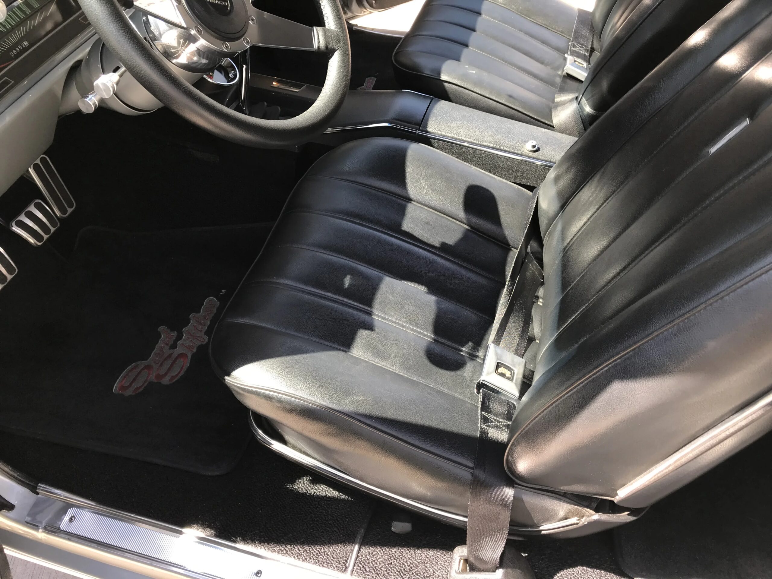 Chevrolet-Chevelle-ss-1966-Silver-Black-25