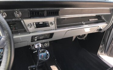 Chevrolet-Chevelle-ss-1966-Silver-Black-28
