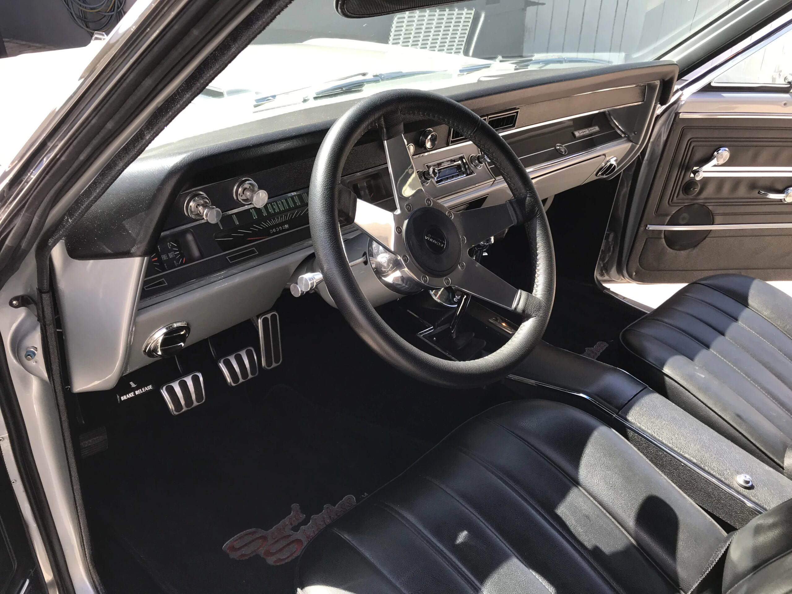 Chevrolet-Chevelle-ss-1966-Silver-Black-29