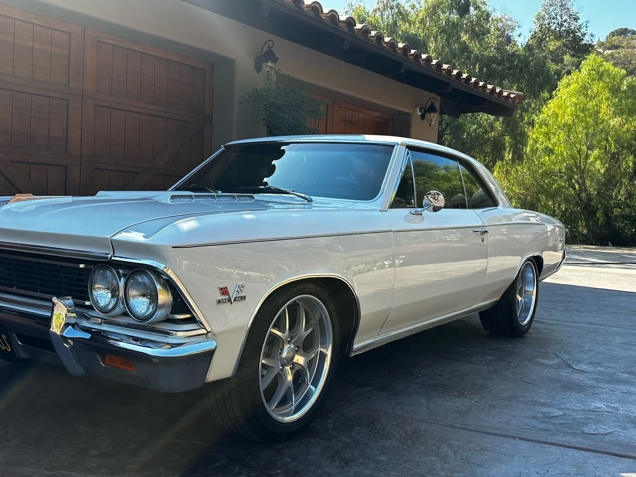 Chevrolet-Chevelle-ss-1966-White-Black-2