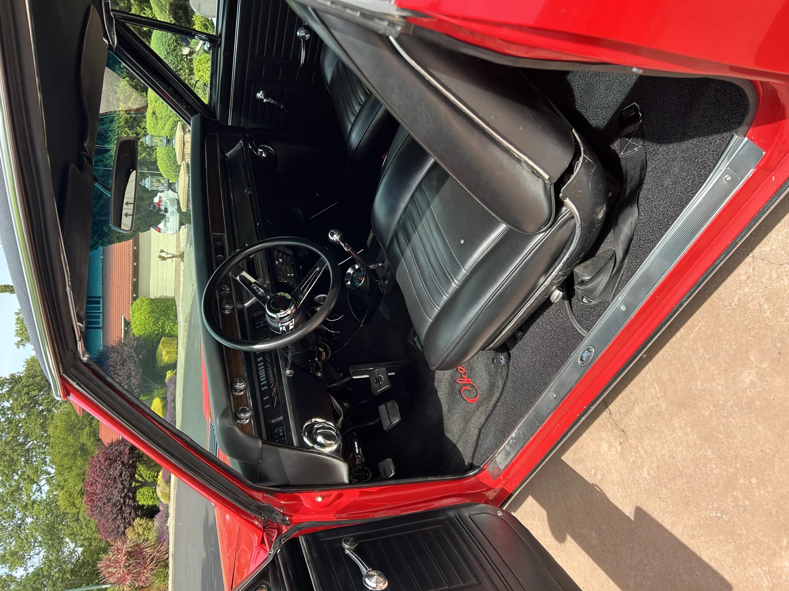 Chevrolet-Chevelle-ss-1967-Red-Black-3