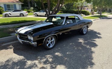 Chevrolet-Chevelle-ss-1970-Black-White-2