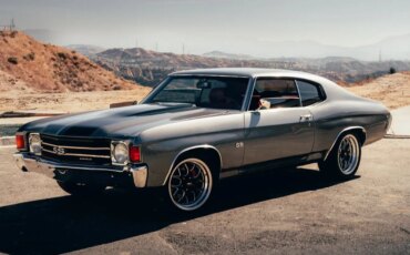 Chevrolet-Chevelle-ss-1972-Silver-Red-7
