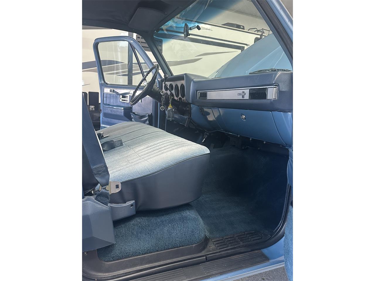 Chevrolet-Ck-1500-1985-Blue-Nlue-11