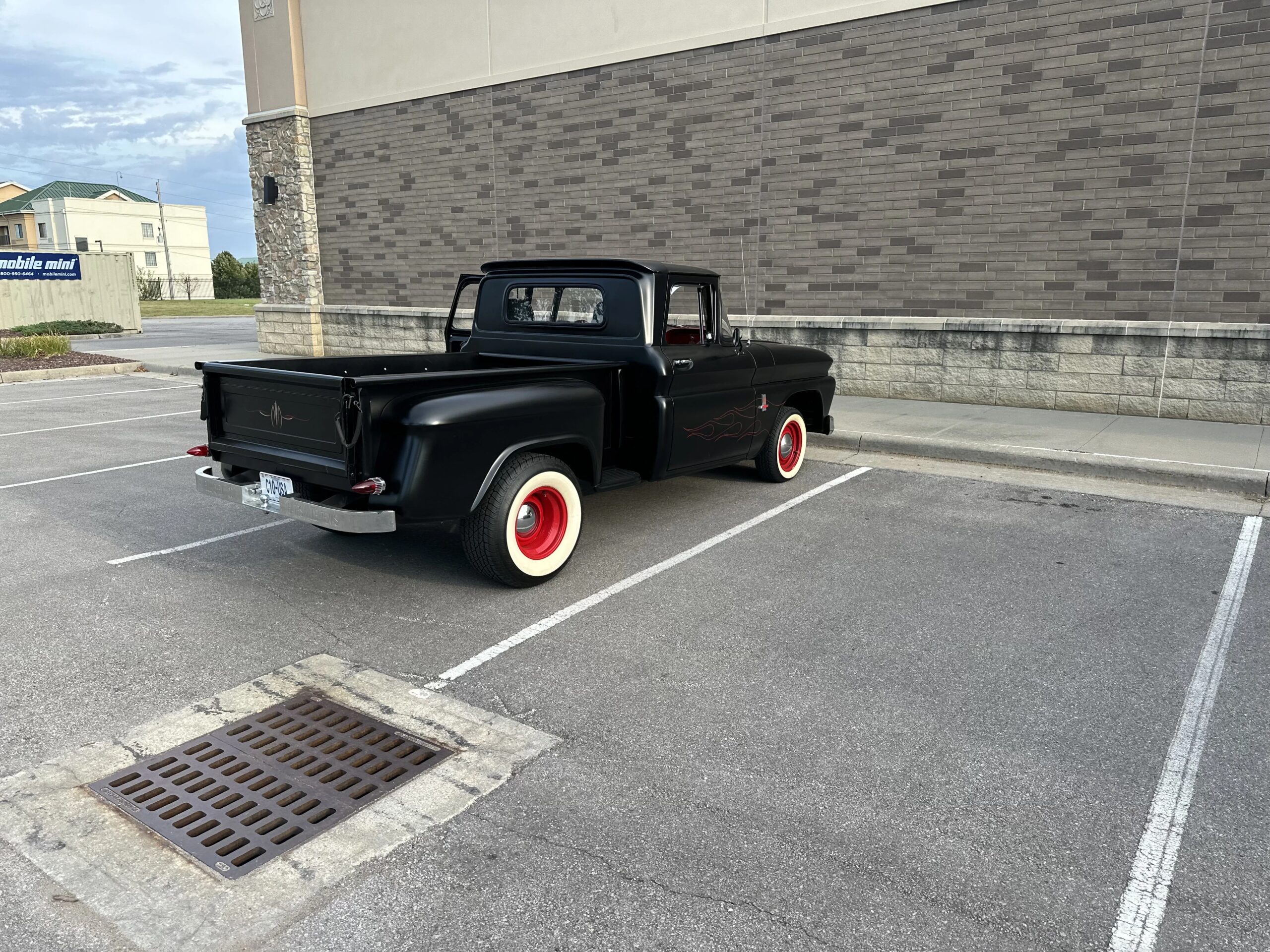 Chevrolet-Ck-truck-1963-Black-Red-5